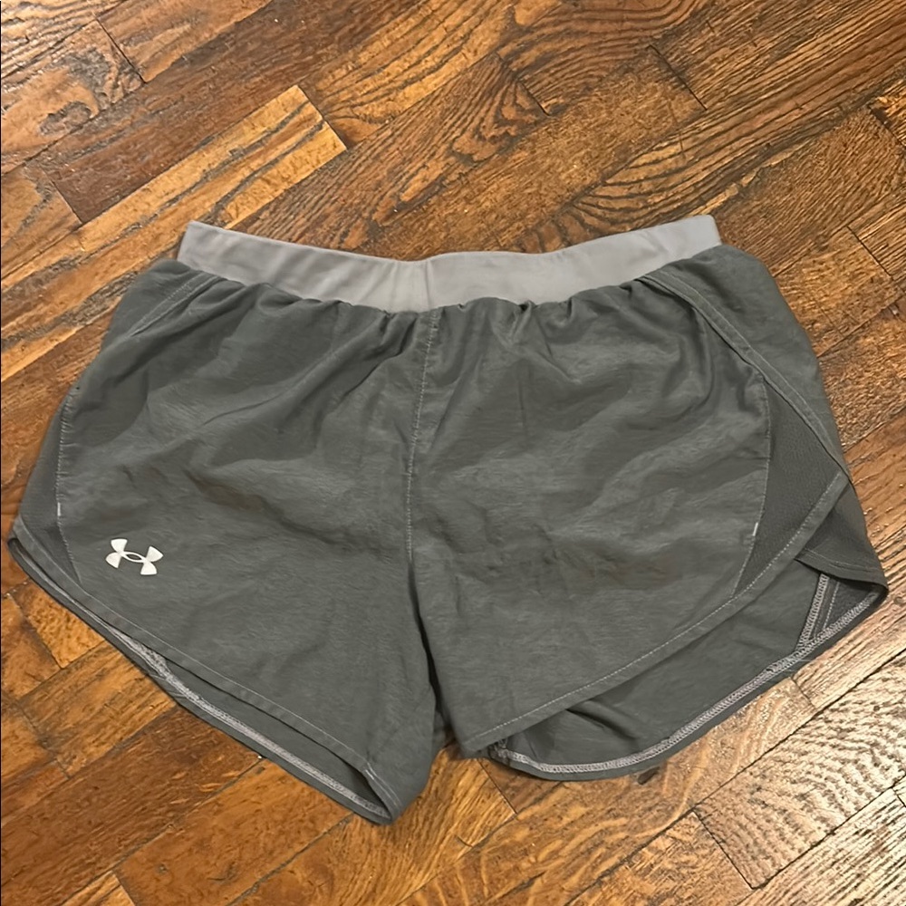 Under Armour Gray Athletic Performance Shorts w/ drawstring!!